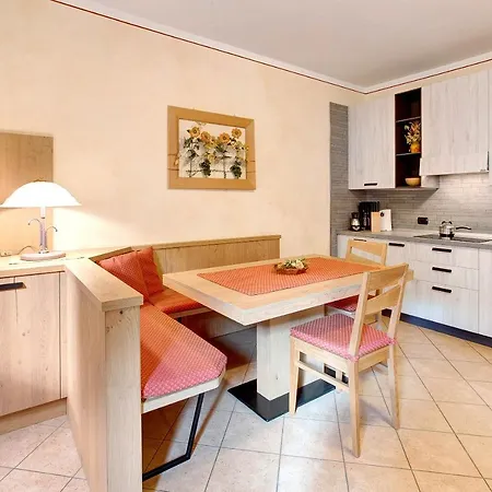 Aris Canton Apartment