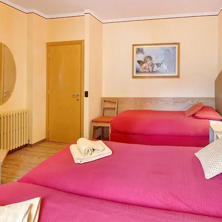 Aris Canton Apartment *